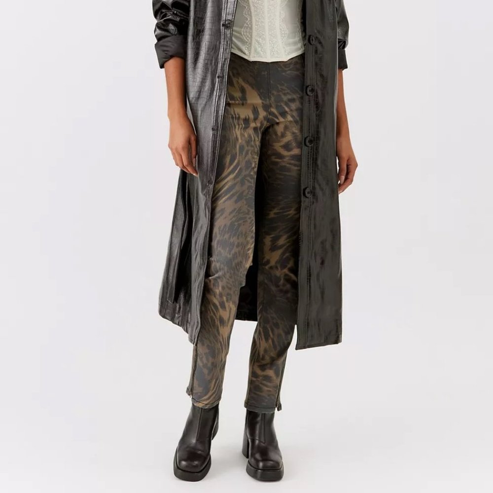 BDG Ankle-Zip Skinny Jean